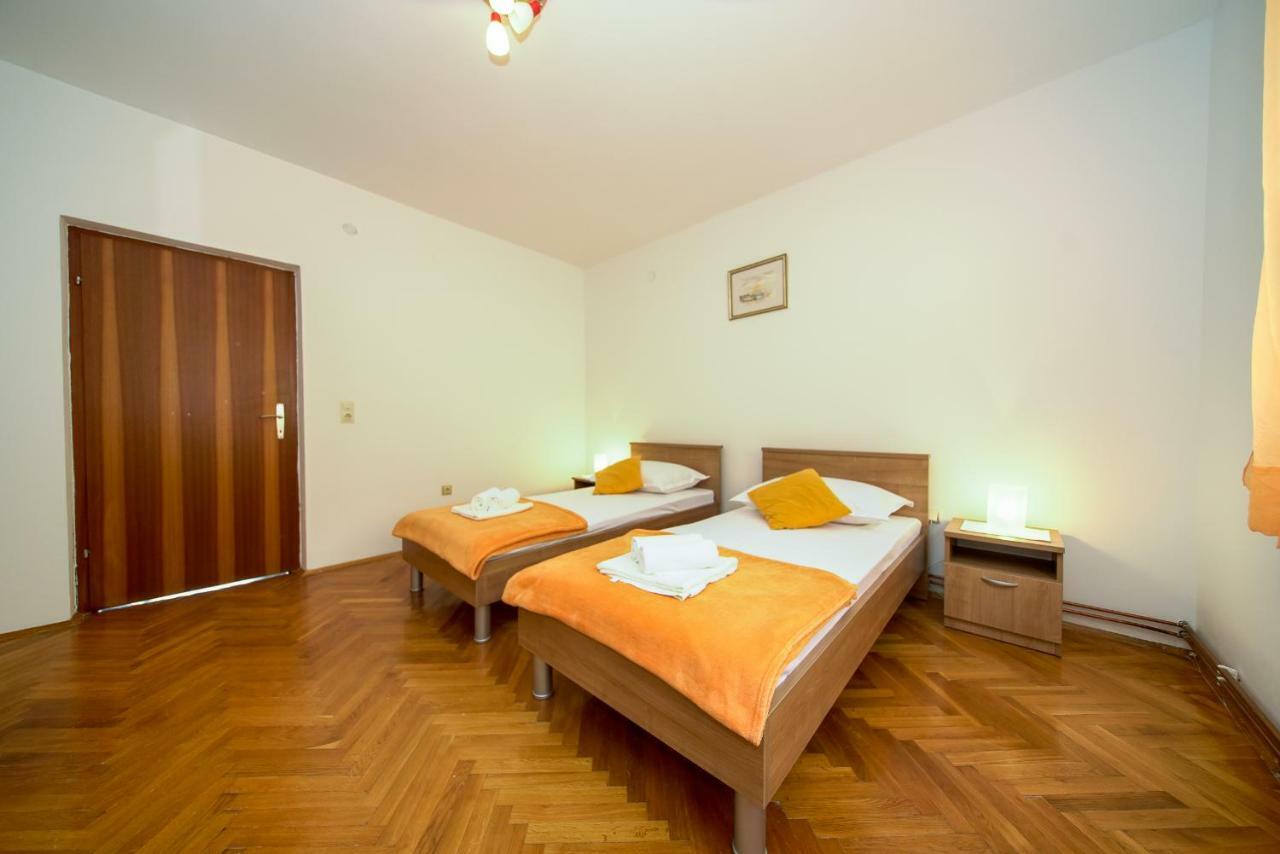 Apartments L&L Dugi Rat Room photo